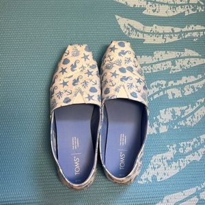 Toms shoes size 10 nautical